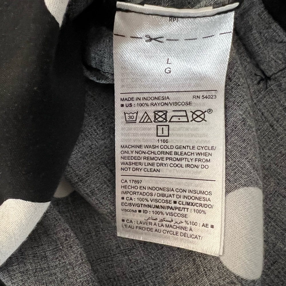 Old Navy Tank Top - Picture 4 of 4